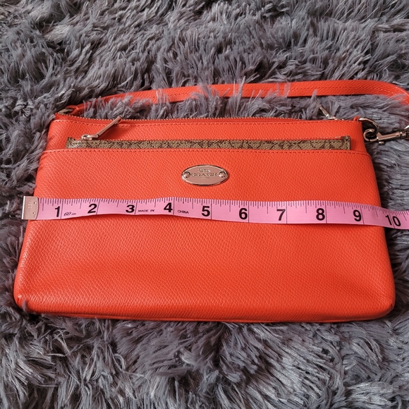 Coach Small Shoulder Bag - Picture 4 of 6